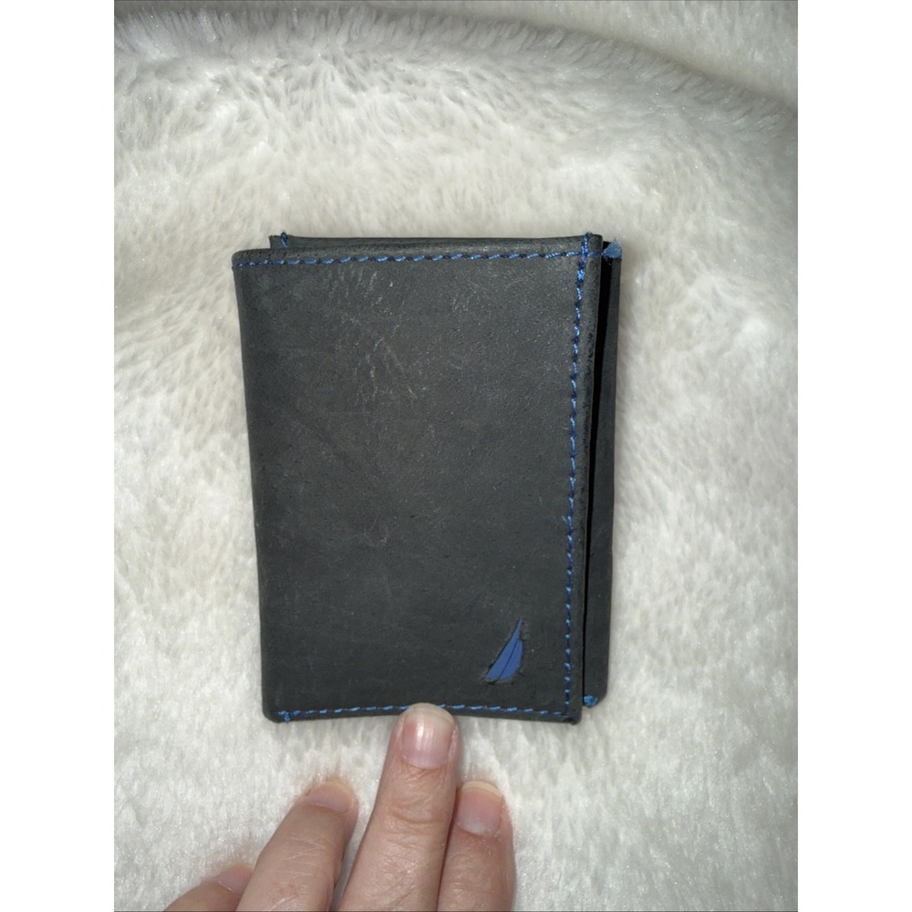 BN Nautica Trifold Leather Wallet With Blue Trim